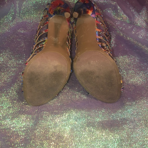 High heels - Picture 5 of 6